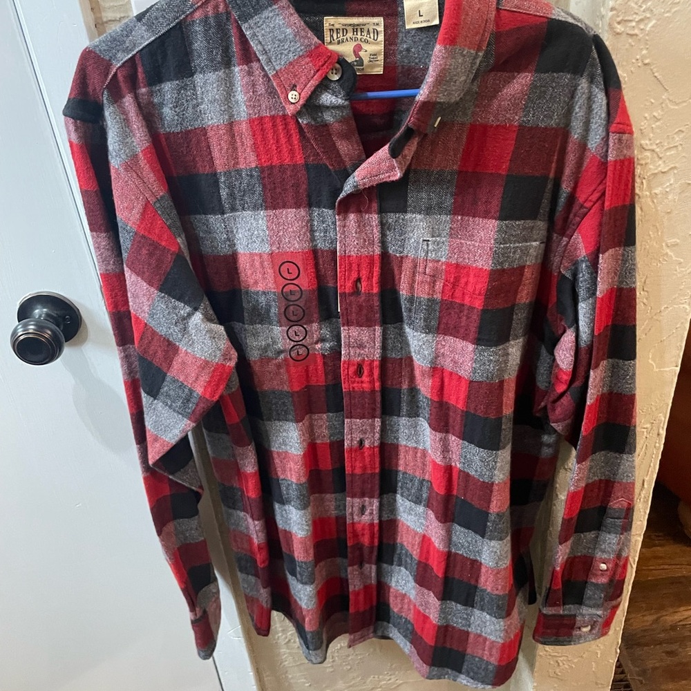 RedHead Casual Red and Black Button Down Shirt